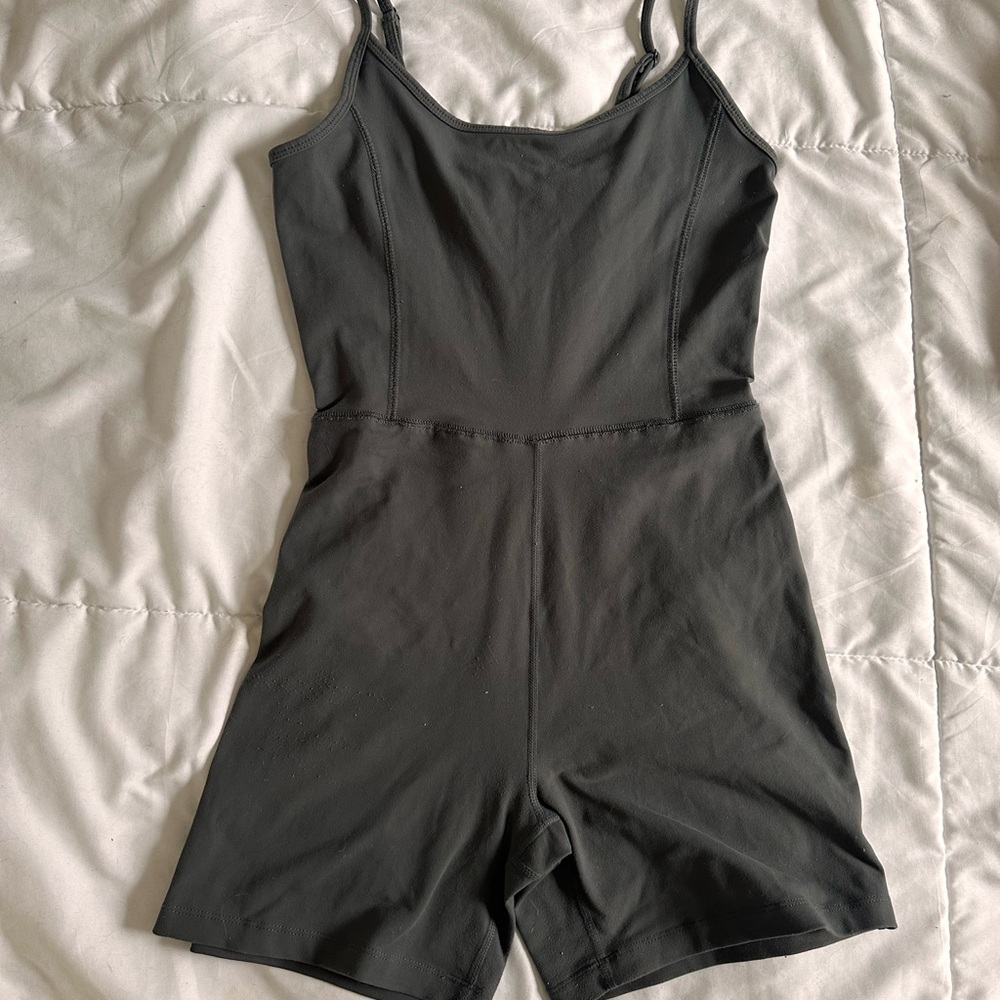 Garage One Piece
